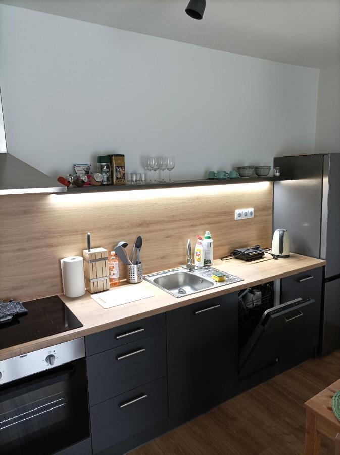 City And Thermal Apartman Gyor Exterior photo