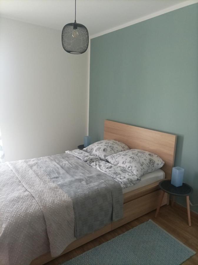 City And Thermal Apartman Gyor Exterior photo
